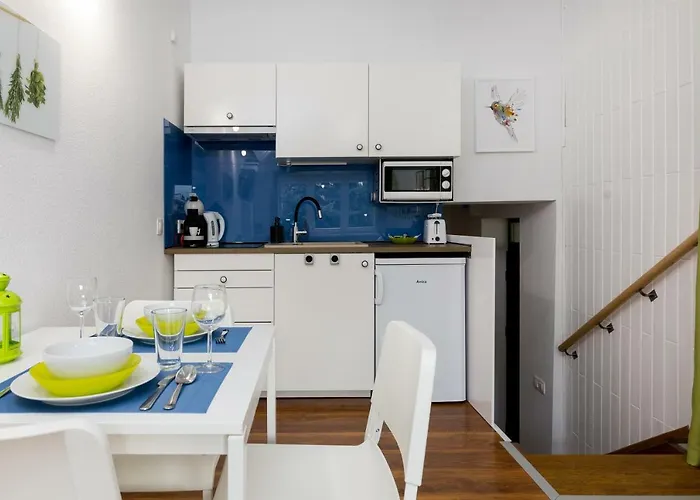 Mokotow Cosy House By Bookinghost